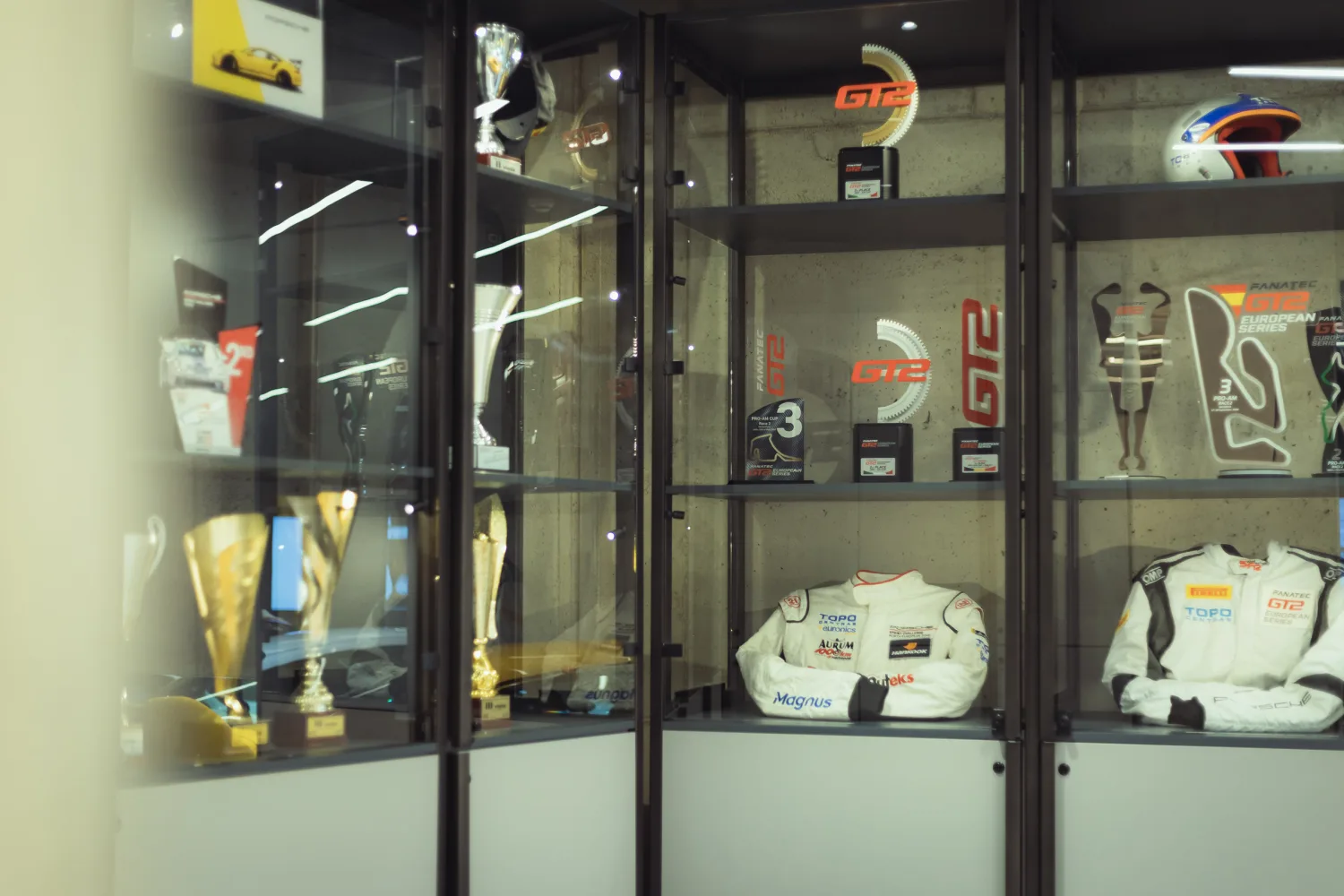 Dinner with a Porsche RS collection tour