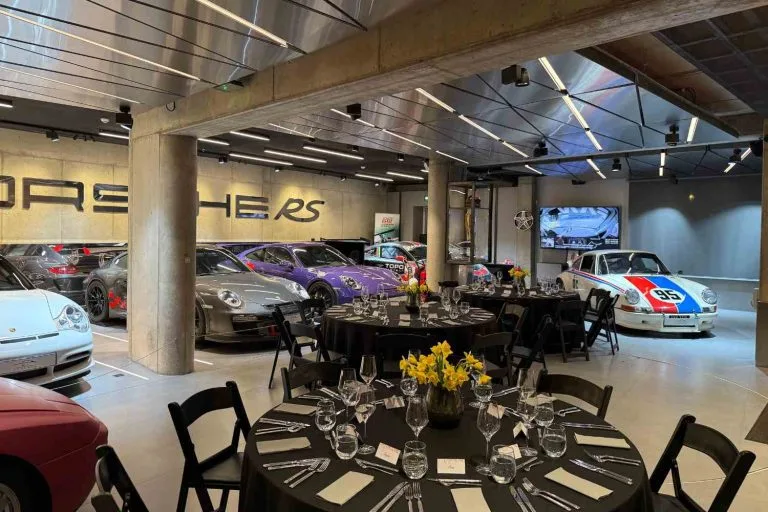 Pramoginė vakarienė su Porsche RS kolekcijos ekskursija – 2026-10-17